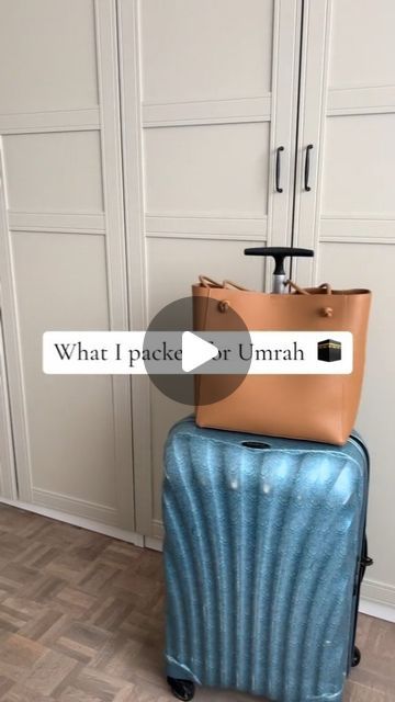 Abayas For Umrah, Hajj Packing Checklist, Things To Pack For Umrah, Hajj Packing List, Umrah Packing Checklist, Umrah Guide For Women, Umrah Essentials Women, What To Pack For Umrah, Umrah Packing List For Women