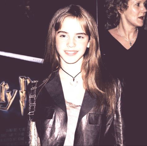 Emma Watson Icons, Young Emma Watson, Emma Watson Young, Alien Emoji, Teen Actors, Woman Photos, Icon Photos, Harry Potter Icons, Harry Potter Tumblr