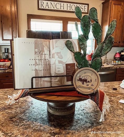 Ranch House Kitchen, Western Kitchen Decor, Western Farmhouse, Ranch Kitchen, Ranch House Decor, Western Rooms, Moore House, Western Kitchen, House Color Palettes