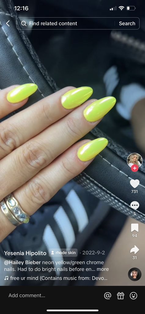 Chrome Nails Neon, Neon Glazed Nails, Bright Green Chrome Nails, Lime Chrome Nails, Neon Green Chrome Nails, Neon Yellow Chrome Nails, Bright Chrome Nails, Yellow Chrome Nails, Neon Chrome Nails