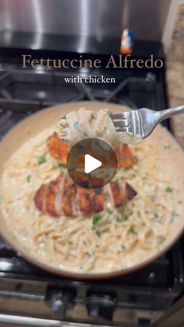 Chef Natalie 👩🏻‍🍳 on Instagram: "Fettuccine Alfredo recipe that went viral on my Tiktok 

#fettucinepasta #alfredosauce #fettuccinealfredo #fettuccinepasta #alfredopasta #alfredorecipe #easypasta #pastarecipe #chefnatalie" Healthy Fettuccine Alfredo, Fetuccini Alfredo, Fettucini Alfredo, Fettuccine Alfredo Recipe, Fettuccine Recipes, Chicken Fettuccine Alfredo, Chicken Fettuccine, Fettuccine Alfredo Recipes, Fettuccine Pasta