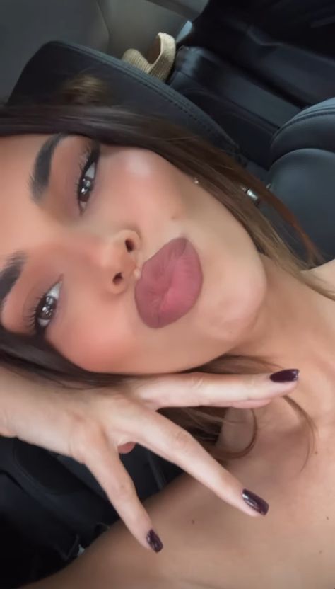 Kendall Jenner Lipstick, Kendall Jenner Instagram, Jenner Family, Kardashian Jenner, Powerful Women, Kendall Jenner, Makeup Inspiration, Life Style, Women Empowerment