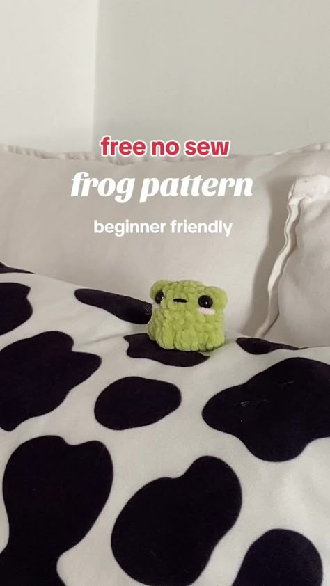 Amigurumi pattern Small Crochet Plushies Pattern Free, Crochet Frog Free Pattern, Crochet Frog Pattern Free, Frog Amigurumi Free Pattern, Crochet Frog Pattern, Cute Crochet Ideas, Cute Crochet Patterns, Frog Pattern, Crochet Eyes