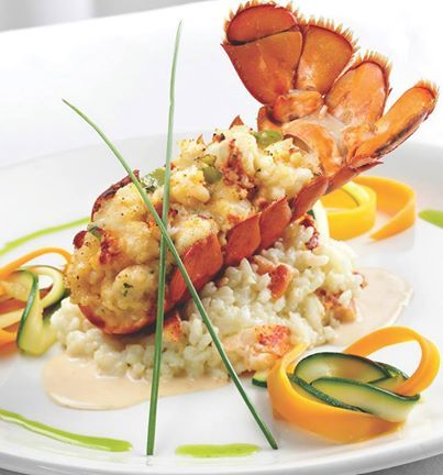 THE WAY TO SERVE...TAIL-UP ! Lobster Thermidor, Calamari Recipes, Seafood Plates, Gourmet Food Plating, Lobster Recipes Tail, Serving Ideas, Lobster Tail, Grilled Steak Recipes, Retro Food