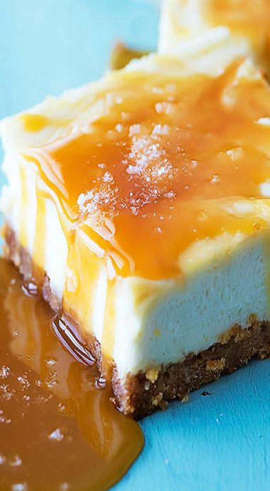 No Bake Salted Caramel Cheesecake Bars, Salted Caramel Cheesecake Bars, Cheesecake Cookie Bars, Salted Caramel Desserts, Caramel Cheesecake Bars, Cheesecake Bars Easy, Caramel Dessert Recipes, Fabulous Desserts, Rich Cheesecake