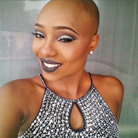 Bald and Beautiful Women | No hair? Don't care! Bald Style, Shave Head, Shaved Heads, Bald Head Women, Bald Look, Asymmetrical Hairstyles, Bouffant Hair, Hairstyles With Glasses, Bald Hair