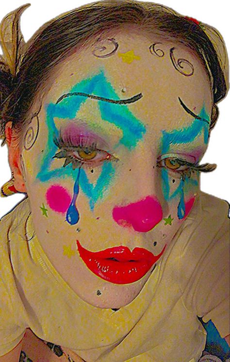 Clown Tears Makeup, Creepy Cute Clown Makeup, It Makeup Clown, Pride Clown Makeup, Clown Make Up Aesthetic, It Makeup Clown Women, Clown Mask Aesthetic, Crying Clown Makeup, Star Clown Makeup