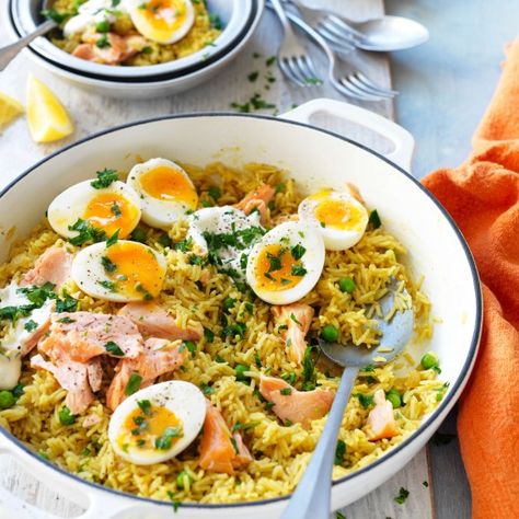 Kedgeree Kedgeree Recipe, Chickpea Potato, Breakfast Hash Recipes, Potato Hash Recipe, Hash Recipe, Breakfast Hash, Healthy Meals For One, One Skillet Meals, Food And Nutrition