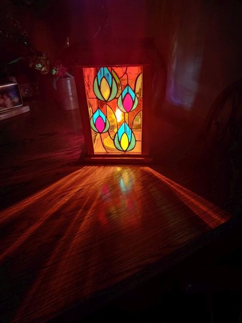 Diy Stained Glass Lamp, Stained Glass Fan Lamps, Stained Glass Lantern, Stained Glass Fan Lamp Patterns, Stained Glass Outdoor Light, Floor Lamp Stained Glass, Painted Lanterns, Stained Glass Table Lantern, Table Lanterns