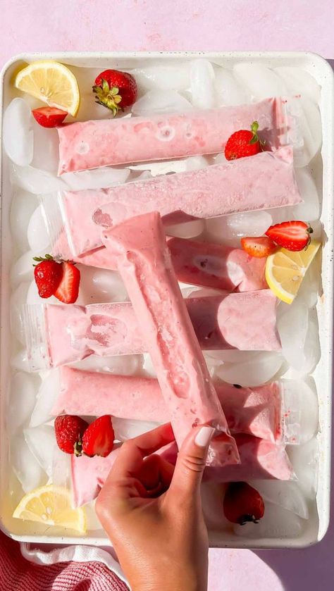 Frozen Yogurt Tubes - A Paige of Positivity Baked Spaghetti Squash Casserole, Homemade Frozen Yogurt, Baked Spaghetti Squash, Protein Treats, Strawberry Yogurt, Spaghetti Squash, Healthy Ingredient, Rotisserie Chicken, Frozen Yogurt