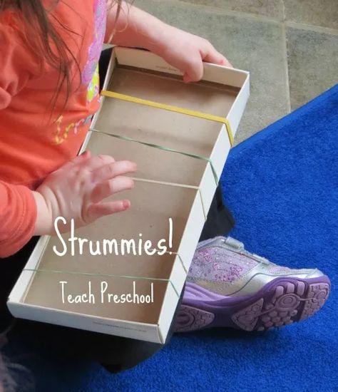 DIY Musical Strummies by Teach Preschool Music Crafts Preschool, Music Instruments Kids, Music Instruments Diy, Instrument Craft, Homemade Musical Instruments, Homemade Instruments, Diy Music, Kids Homemade, Diy Instruments