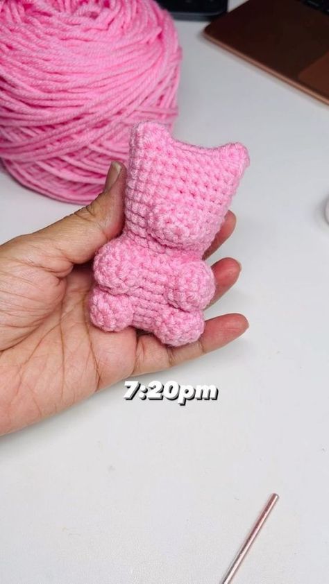 Mini Crochet Sour Patch Kid Free Pattern HandmadeCrochet, CrochetInspiration, CrochetLove Crochet Gummy Worm Free Pattern, Gummy Worm, Kids Crochet Pattern, Corpus Christi Texas, Mini Crochet, Sour Patch Kids, Crochet And Knitting, Crochet Design Pattern, Sour Patch