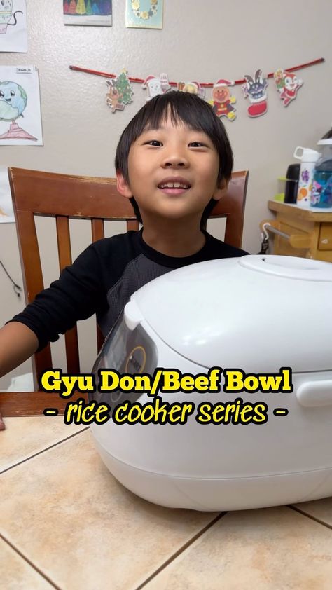 Instagram Gyudon Rice Cooker, Mandu Rice In Rice Cooker, College Rice Cooker Recipes, Things To Cook In A Rice Cooker, Gyudon Rice Bowls, Rice Cooker Meals Asian, Asian Rice Cooker Recipes, Rice Cooker Dinner, Instant Pot Japanese Recipes