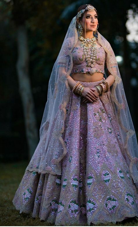 Lavender Bridal Lehenga, Bun With Flowers, Royal Wedding Outfits, Dress India, Dress Anarkali, Latest Bridal Lehenga, Couple Wedding Dress, Indian Bridal Photos, Indian Outfits Lehenga