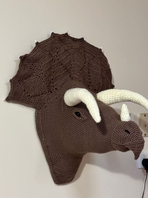 Crochet Animal Heads, Crochet Animal Head, Crochet Taxidermy, Crochet Triceratops, Crochet Dinosaurs, Nerdy Decor, Crochet Dragon Pattern, Trophy Head, Yarn Creations