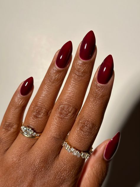 Autumn Nails Fall Simple, Black Woman Manicure, Matte Merlot Nails, Red Wine Nails Almond, Dark Dark Red Nails, Cranberry Gel Nails, Elegant Nails For Black Women, Dark Cranberry Nails, Boysenberry Aesthetic