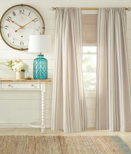 Curtains For Beach House, Beach House Curtains Ideas, Coastal Grandmother Curtains, Beach Curtains Coastal Style, Beach House Curtains Coastal Style, Curtains Beach House, Beach Cottage Curtains, Beach Appartement, Beach House Curtains