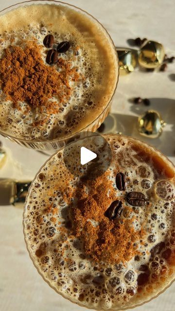 Brooke Carson on Instagram: "EGGNOG COLD FOAM ESPRESSO MARTINI 🍸 The perfect holiday cocktail! 3 ingredient martini with a creamy cinnamon eggnog cold foam that is SO delicious 🤩 INGREDIENTS (per 2 drinks): - 3oz espresso (you can sub cold foam, but you will loose some of the foaminess in the martini base) - 3oz vodka - 3oz kahlua - 1/2 cup eggnog - Cinnamon DIRECTIONS: 1. Using a milk frother, froth eggnog and cinnamon for 1-2 minutes until thick and frothy 2. Add espresso, vodka and khalua to a cocktail shaker with ice and shake for 1-1.5 minutes 3. Pour into martini glasses, top with cold foam and extra cinnamon & ENJOY! ✨ #espresso #espressomartini #eggnogesspresso #eggnogespressomartini #thefeedfeed #thefeedfeedcocktails #holidaycocktails #holidaydrinks #holidaycocktail" Espresso Vodka, Cold Foam, Holiday Cocktail, Martini Glasses, Espresso Martini, Milk Frother, Holiday Cocktails, Holiday Drinks, 3 Ingredient