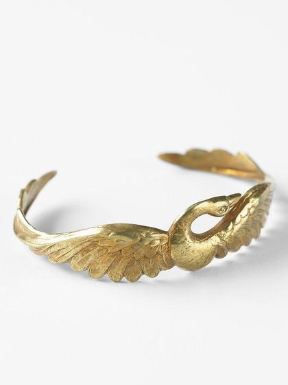 Swan Jewelry, Marvel Oc, Gold Swan, Brass Swan, Japanese Jewelry, Swan Princess, Swan Song, Jewelry Style, Bird Jewelry