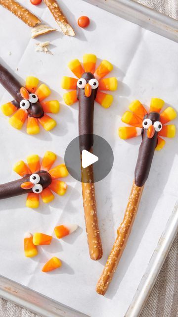 WEELICIOUS on Instagram: "THANKSGIVING TURKEY PREZELS 🦃 🥨🍫 follow @weelicious for a fun, holiday recipes and tag a friend who would love these! 
⁣
Oh, he’s are the most fun edible craft you can make to surprise your kids on Thanksgiving.⁣
⁣
Ingredients:⁣
⁣
▢ 10 pretzel rods⁣
▢ 1/2 cup chocolate chips⁣
▢ 2 teaspoons coconut oil, optional⁣
▢ 20 candy eyes⁣
▢ 70 candy corn⁣
▢ 10 orange chocolate coated candies⁣
⁣
Comment ‘TURKEY’ and I’ll DM you the step by step directions and how to pictures!⁣
⁣
 https://weelicious.com/thanksgiving-turkey-pretzels/" Candy Turkey Crafts, Thanksgiving Pretzel Rods, Fun Holiday Recipes, Turkey Pretzels, Candy Eyes, Orange Chocolate, Edible Crafts, Pretzel Rods, Thanksgiving Treats