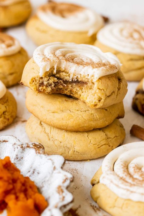 If you love my Cinnamon Roll Cookies then you will fall head over heels for these Pumpkin Spice Cookies. Get all of the thick, chewy, cinnamon-y flavor of cinnamon roll cookies coupled with pumpkin and pumpkin pie spice in each bite. Goodbye summer and hello Fall!! #pumpkincookies #pumpkindesserts #pumpkinrecipes #fallrecipes #pumpkinpie #krollskorner Pumpkin Cinnamon Roll Cookies, Cookie Trailer, Krolls Korner, Pumpkin Cream Cheese Pie, Pumpkin Pie Cookies, Fall Cookie Recipes, Recipes Pumpkin, Cinnamon Roll Cookies, Pumpkin Pie Smoothie