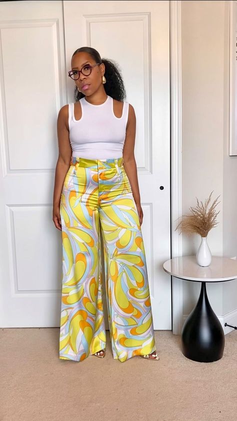 bosslady_life_style on Instagram: WYD?? There was a time at 9pm on a Sunday I was just getting ready to go to the Club!! 🤣🤣 I know, on a Sunday I was in the Club!! Nowadays,… Two Piece For Ladies, Two Piece Outfits Pants Casual, Trousers Outfit For Women, Elegant Two Piece Outfit, 2 Pieces Outfits For Women, Two Piece Outfits Pants, Satin Outfit, Pentathlon, Tailored Fashion