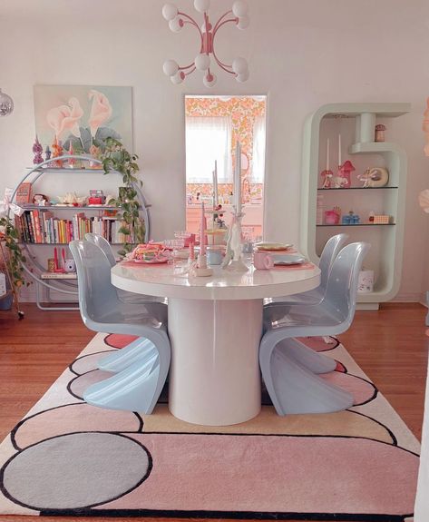 Funky Kitchen Table, Cute Breakfast Nook, Y2k Dining Room, Kawaii Dining Room, Whimsical Home Office, Funky Dining Table, Pastel Dining Room, Eccentric Home, Bloxburg Building