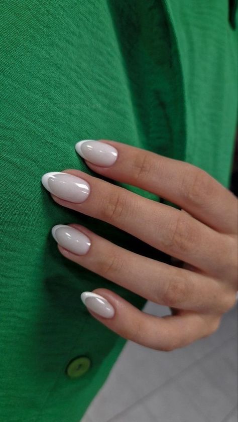 Nails For White Dress, Green Dress Nails, Nails With Green Dress, Nails For Green Dress, Creamy White Nails, Milky Pink Nails, Uni Vibes, Paznokcie Hello Kitty, White French Nails