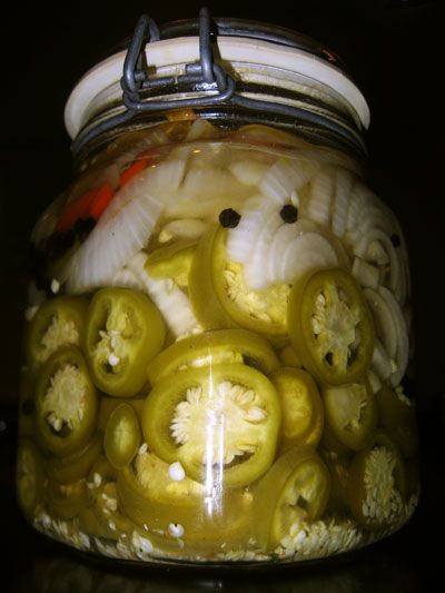 Pickled Jalapenos Pickled Jalapeno Recipe, Gimme Delicious, Pickled Jalapenos, Pickled Jalapeño, Jalapeno Recipes, Pickling Jalapenos, Pickled Veggies, Pickling Recipes, Stuffed Jalapeno Peppers