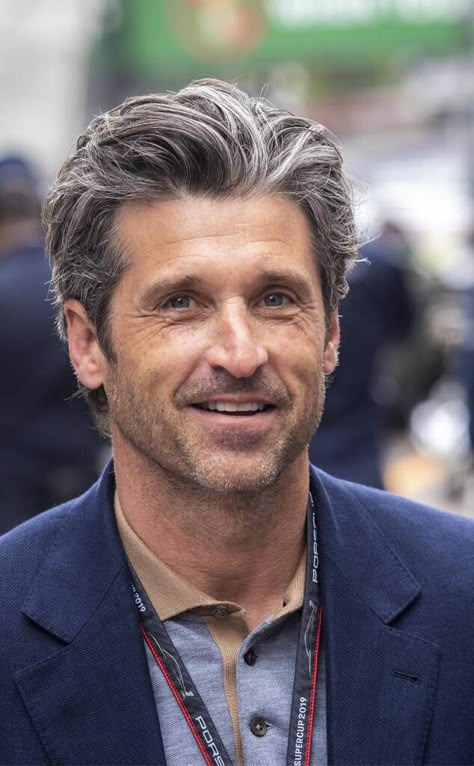 Patrick Dempsey Haircut, Patrick Dempsey 2023, Patrick Dempsey Hair, Haircuts For Gray Hair, Patrick Demsey, Patrick Dempsy, Hairstyle 2023, Jennifer Aniston Hair, Grey Hair Men