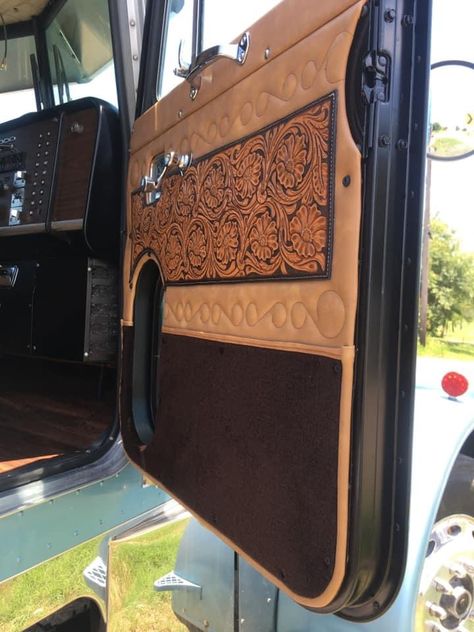 Cowhide Truck Seat, Tooled Leather Car Interior, Custom Leather Seats Truck, Cowhide Truck Interior, Tooled Leather Truck Interior, Single Cab Truck Interior Ideas, Western Truck Interior Ideas, Leather Truck Interior, Truck Headliner Ideas