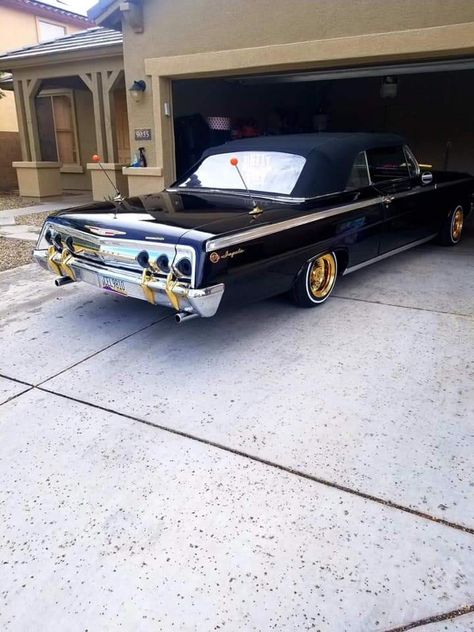 62 Chevy Impala, 62 Impala, Impala Lowrider, Classic Cars Chevy, Low Riding, Lowrider Trucks, Old Vintage Cars, Impala Ss, Lowrider Cars