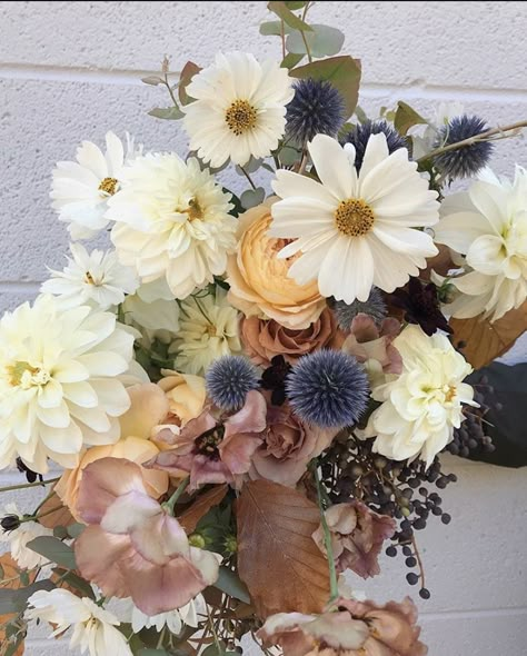 Muted Bouquet Wedding, Muted Fall Wedding Bouquet, White Fall Flower Arrangements, Arizona Wedding Flowers, Earth Tone Florals, Muted Flower Arrangements, Floral Trends 2024, Earthy Spring Wedding, Wedding Florals Fall