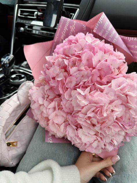 Peonies Wedding Bouquet, Peonies Wedding, Peony Bouquet Wedding, Dream Wedding Decorations, Boquette Flowers, Cute Couple Gifts, Flower Shower, Nothing But Flowers, Flower Therapy