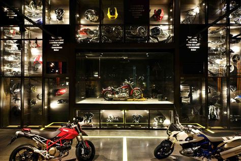 Fraser Motorcycles by Dreamtime Australia Design, Sydney Motorcycle Showroom Interior, Motorcycle Store, Motorcycle Shop, Front Rooms, Car Showroom, Showroom Design, Retail Store Design, Retail Design Blog, Retail Interior