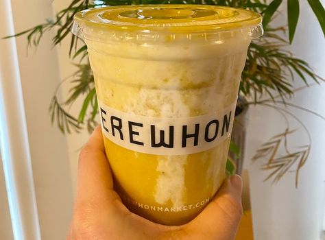 Erewon Smoothie Recipes, Erehwon Smoothie, Erewhon Smoothie Recipes, Erewhon Food, Erewhon Recipes, Colorful Smoothies, Erewhon Smoothie, Organic Almond Milk, Creamsicle Smoothie