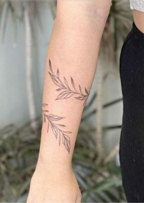 15 Earthy Tattoo Ideas That Will Make You Want To Get Inked Eco Tattoo Ideas, Earthy Girl Tattoos, Granola Girl Tattoo Ideas, Earth Tattoo Ideas Nature, Boho Flower Tattoo, Granola Tattoos, Granola Girl Tattoo, Granola Tattoo Ideas, Hippie Tattoo Ideas Boho