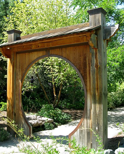 Moon Gate..  Denver Botanic Garden, Colorado Moongate Garden, Japanese Garden Landscape, Moon Gate, Denver Botanic Gardens, Meditation Garden, Garden Walkway, Japanese Garden Design, Garden Entrance, Garden Pathway