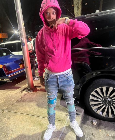 Sha Ek, Purple Jeans Outfit, Pink Jacket Outfit, Bronx Rappers, Drip Fits, Outfits New York, Rapper Style, Jeans Outfit Men, Drip Outfit Men