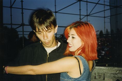 Miki Berenyi, Lush Band, Get In The Mood, Riot Grrrl, 90s Music, Post Punk, Music Genres, Retro Aesthetic, Drum And Bass