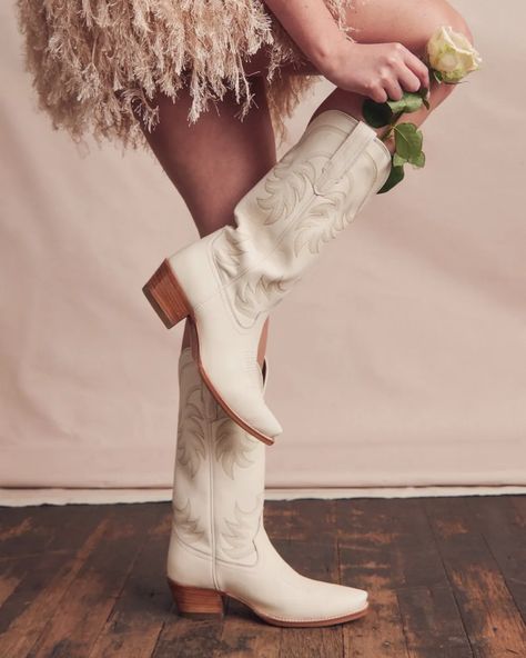 Women's Tall Cowgirl Boots | The Annie - Bone | Tecovas Tecovas Boots Women, Tecovas Boots, Snip Toe Cowgirl Boots, Tall Cowgirl Boots, Cowgirl Boots Outfit, Womens Cowgirl Boots, Leather Cowgirl Boots, Buy Boots, Florida Girl