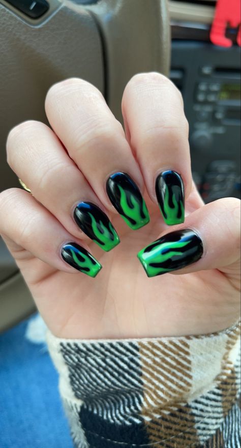 nails, nail ideas, halloween, acrylics, flames Lime Green Flame Nails, Neon Green Flame Nails, 23 Nails, Lime Green Nails, Dark Purple Nails, Disney Acrylic Nails, Gothic Outfit, Neon Green Nails, Purple Nail Designs