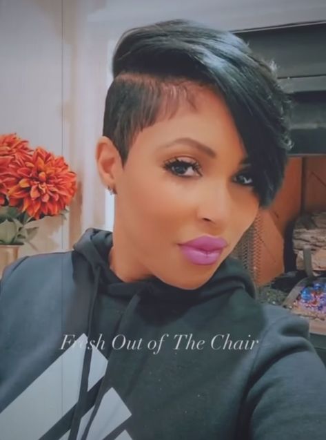 Short Sides Long Top Hair Women Black, Cindy Lauper Hair, Natural Hair Short Cuts For Black Women, Short Hair With Shaved Side, Natural Hairstyle Black Women, Shaved Side Hairstyles African American, Side Part Pixie Haircut, Haircuts Black Women, One Side Shaved Hairstyles