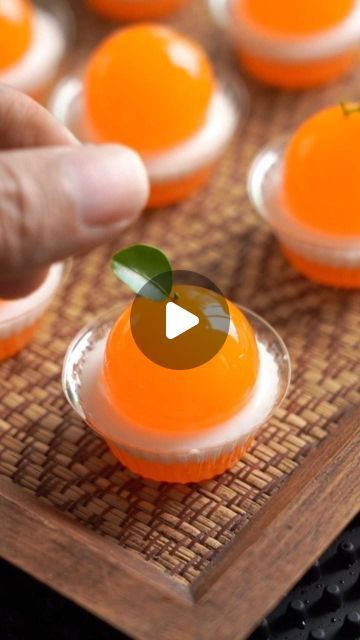 TEE Suwannukul on Instagram: "* Orange Milk jelly  - 1/2 tablespoon Agar powder - 400 ml Orange juice   * Coconut milk jelly - 1/2 tablespoon Agar powder  - 200 ml of water - 250 ml Coconut milk  - 1/8 teaspoon salt  * Boil the agar at a temperature of 80 - 100 degrees Celsius to dissolve the agar powder. #reels #recipe #orange #dessert" Agar Agar Jelly, Juice Coconut, Milk Jelly, Orange Dessert, Jelly Desserts, Fancy Soap, Thai Dessert, Powder Recipe, Agar Agar