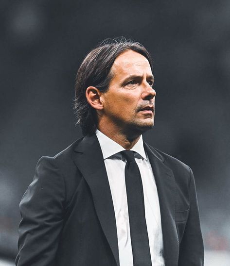 Simone Inzaghi, Football Manager, Retro Wallpaper, Milan, Coaching, Football, Quick Saves, American Football