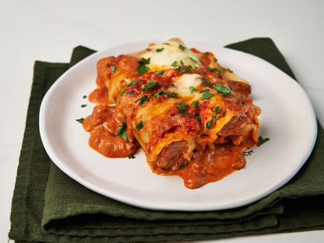 Easy Sausage Manicotti Bake Easy Sausage Manicotti Bake, Sausage Manicotti Bake, Sausage Stuffed Manicotti, Sausage Manicotti Recipe, Sausage Manicotti, Shell Recipes, Manicotti Recipe, Noodle Casserole Recipes, Stuffed Pasta