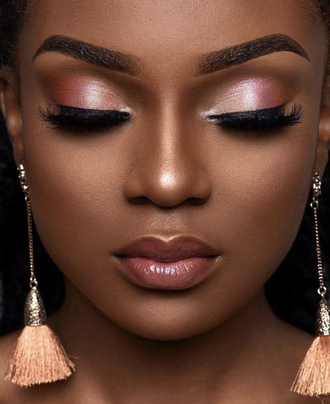 Black Bridal Makeup, Maquillage Yeux Cut Crease, Brown Girls Makeup, Makeup For Black Skin, Brown Skin Makeup, Fancy Makeup, Black Makeup, Glamour Makeup, Dark Skin Makeup