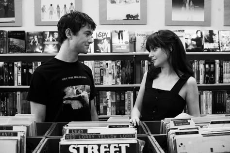 500 Days Of Summer Quotes, Summer Tumblr, Transformation Quotes, 500 Days Of Summer, 500 Days, Joseph Gordon Levitt, I Love Cinema, Complicated Relationship, Old Hollywood Stars