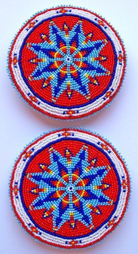 Keep Calm and Bead On — native american beadwork | the bear paw | Native... Regalia Beadwork, Beaded Clothing, Beaded Medallion, Powwow Regalia, Indian Beadwork, Native American Beadwork Patterns, Beaded Flowers Patterns, Native Beading Patterns, Beadwork Tutorial