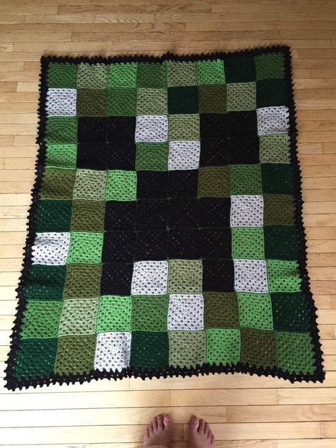 Minecraft Creeper Crocheted Blanket — Whitney Archer Minecraft Crochet Patterns, Minecraft Patterns, Minecraft Blanket, Minecraft Crochet, Minecraft Pattern, About Brain, Suburban Mom, Crocheted Blanket, Crochet Blanket Afghan